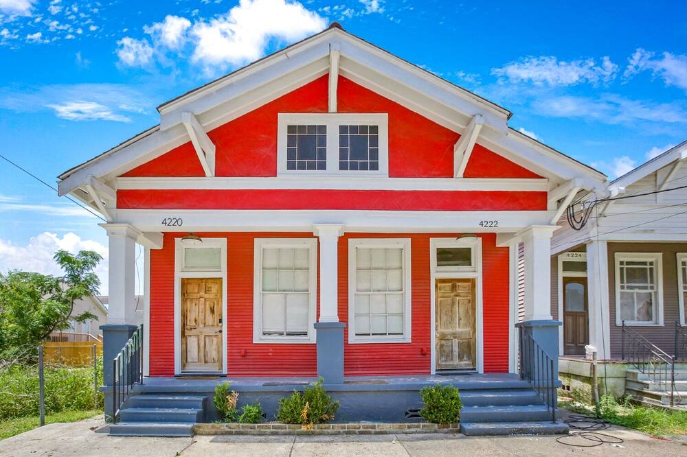 Photo of Outdoor in Mid-City District