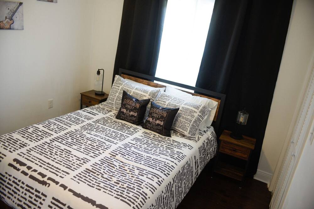 Photo of Bedroom in Gentilly Woods