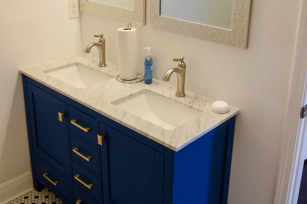 Photo of Bathroom in Gentilly Woods