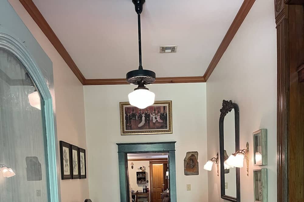 Photo of Others in Eunice