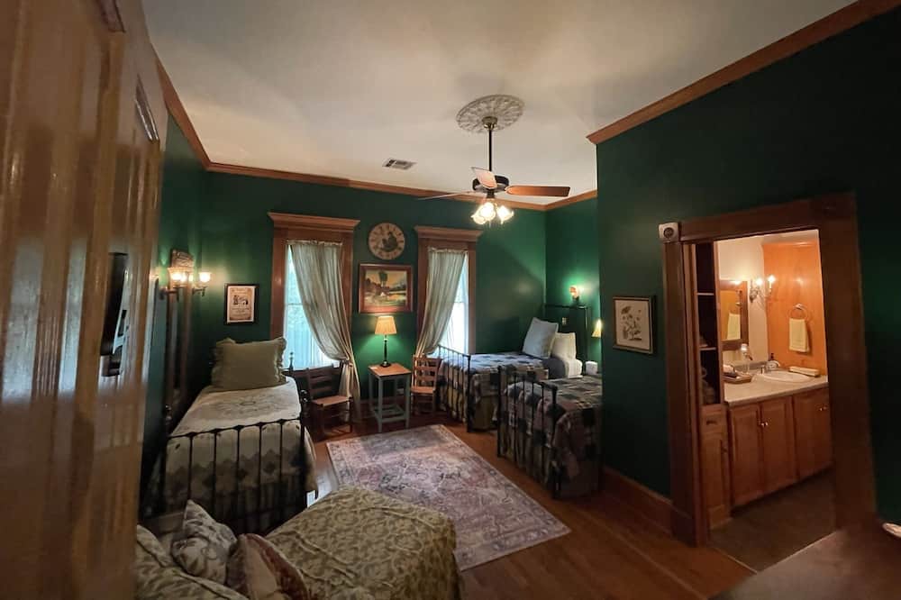 Photo of Bedroom in Eunice