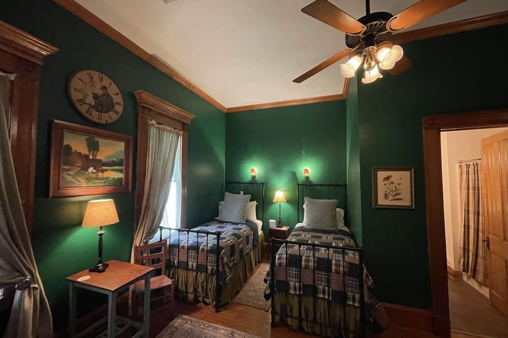 Photo of Bedroom in Eunice