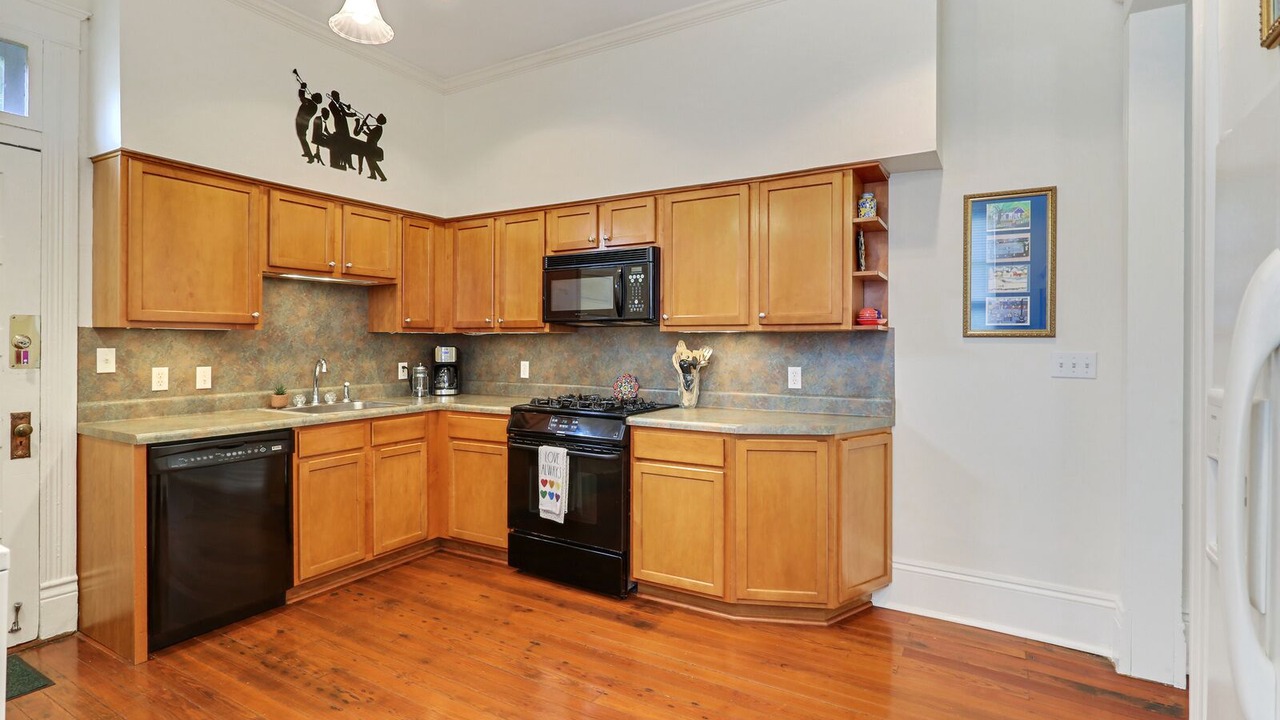 Photo of Kitchen in Mid-City