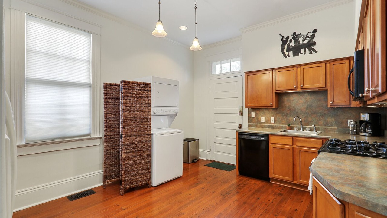 Photo of Kitchen in Mid-City