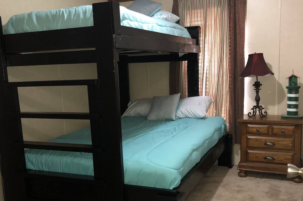 Photo of Bedroom in Boothville-Venice