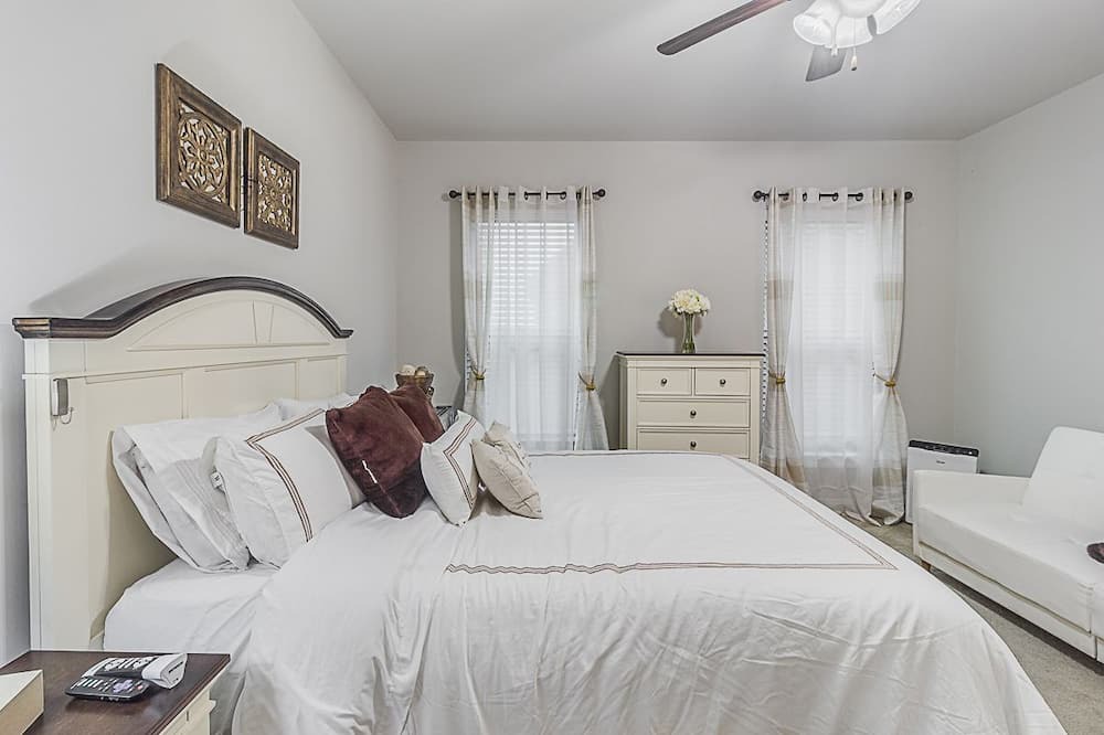 Photo of Bedroom in Youngsville
