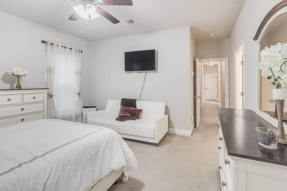 Photo of Bedroom in Youngsville