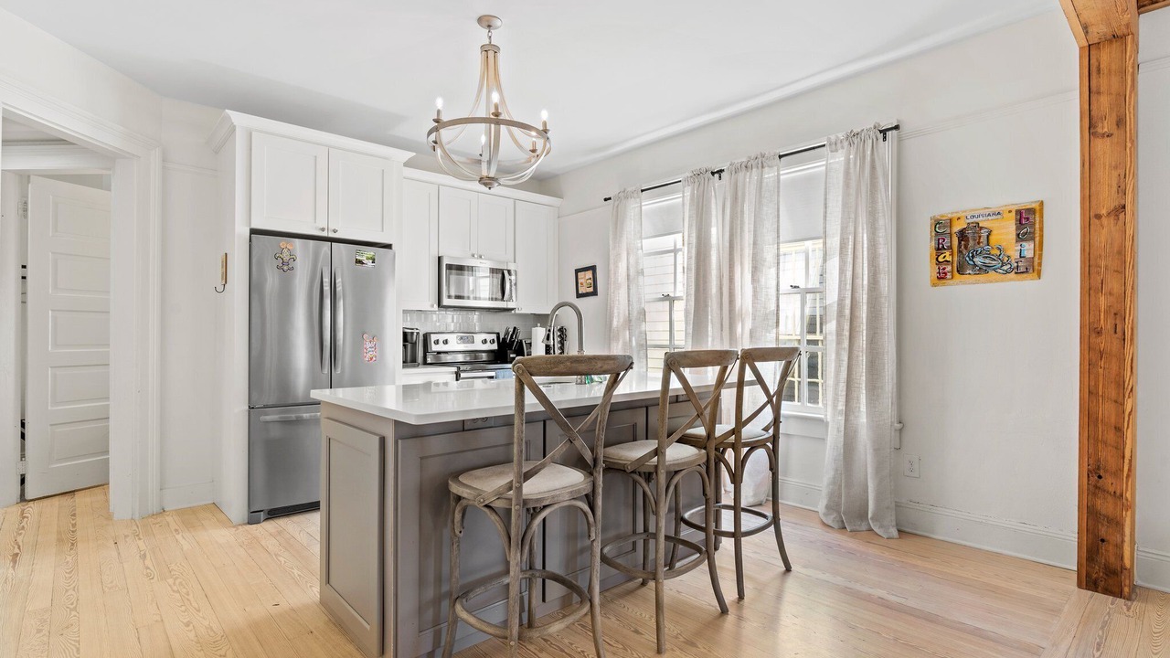 Photo of Kitchen in Uptown Historic District