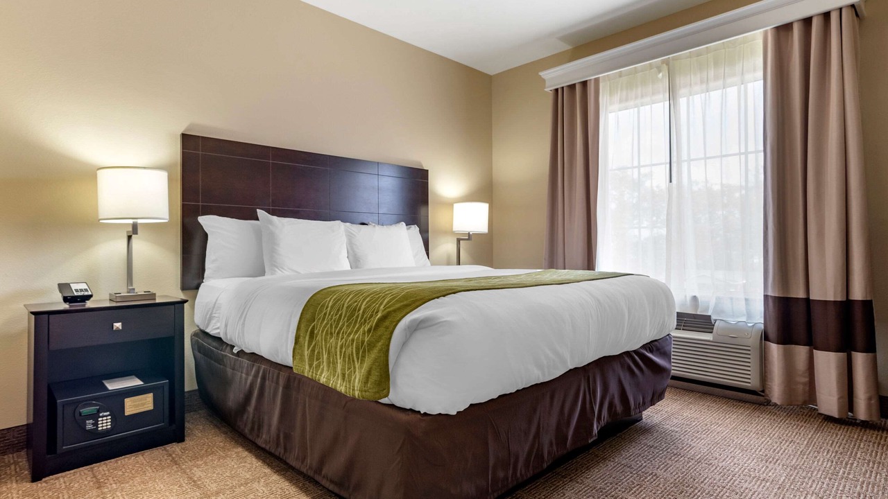 Photo of Bedroom in Scott