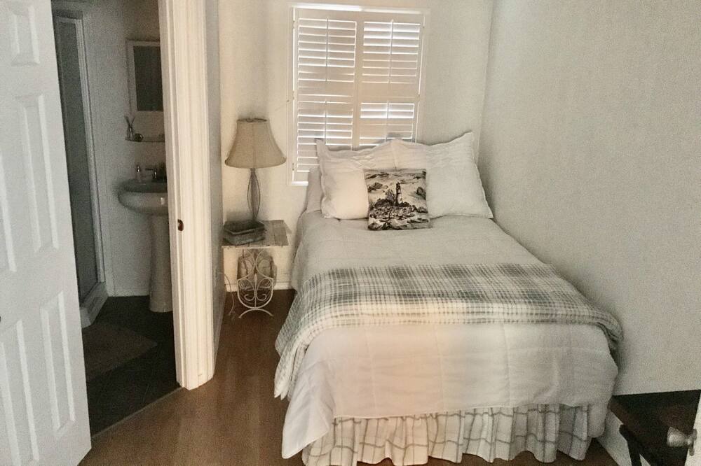 Photo of Bedroom in Grand Isle