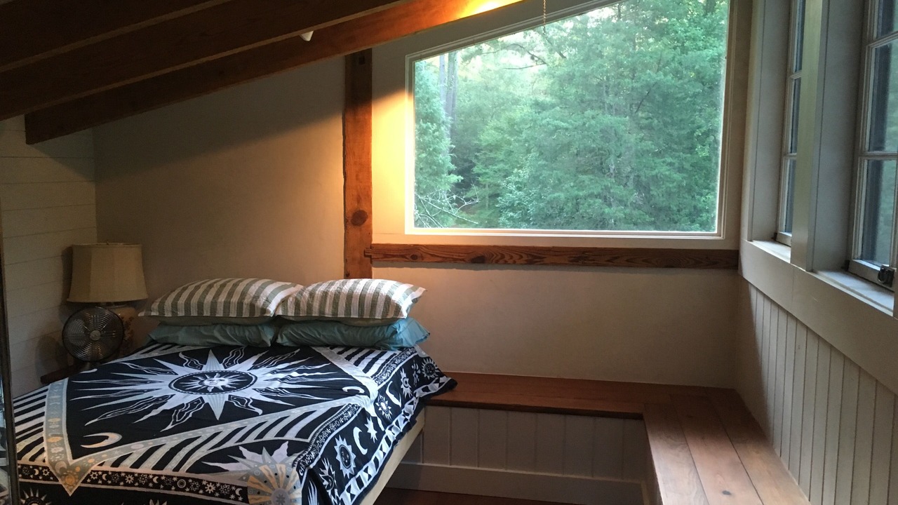 Photo of Bedroom in Weyanoke