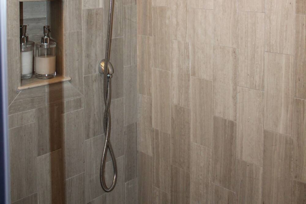 Photo of Bathroom in Carrollton