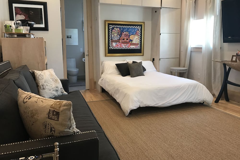 Photo of Bedroom in Carrollton