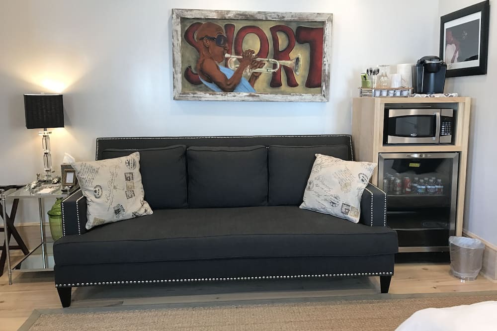 Photo of Livingroom in Carrollton