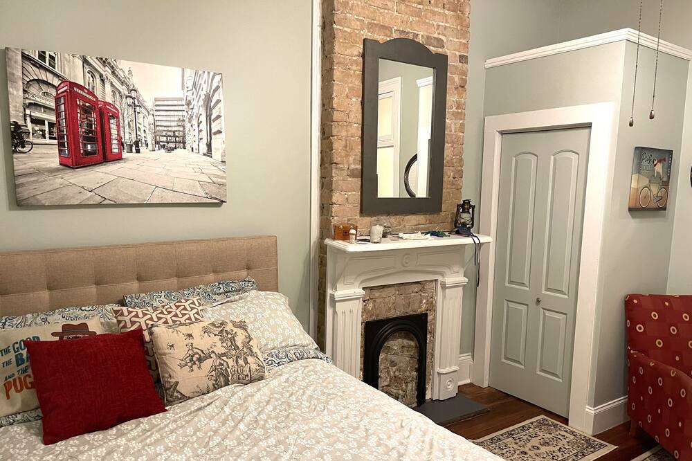 Photo of Bedroom in Bayou St. John