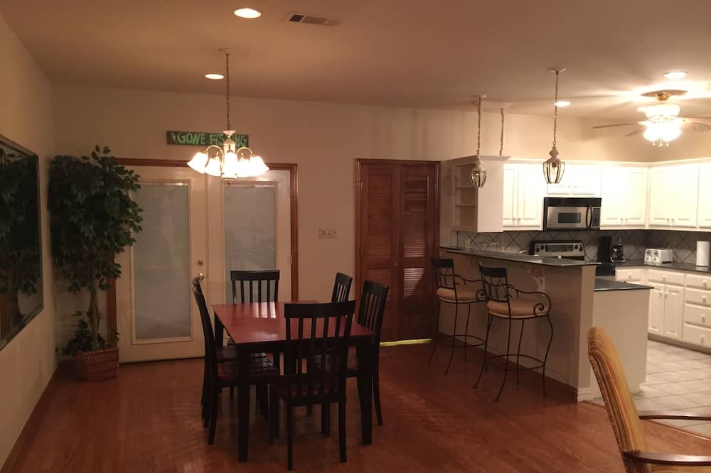 Photo of Bedroom in Alba