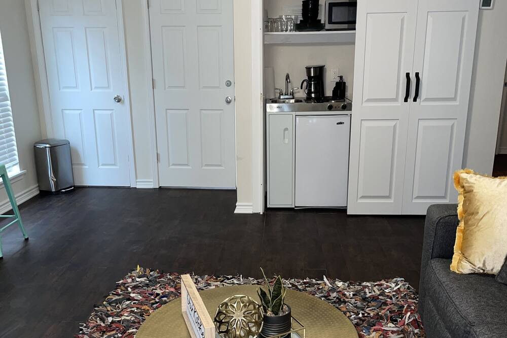 Photo of Bedroom in Tall Timbers - Brechtel
