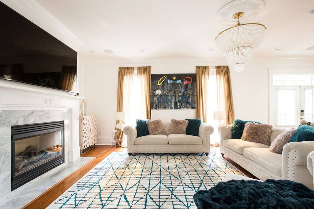 Photo of Livingroom in Audubon