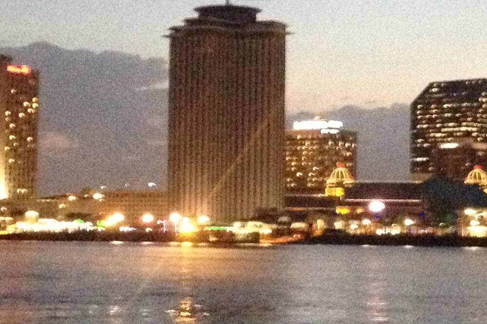 Photo of Others in Algiers Point