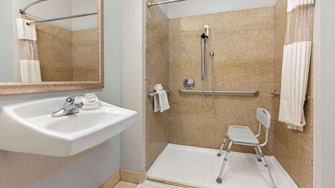 Photo of Bathroom in Bridge City