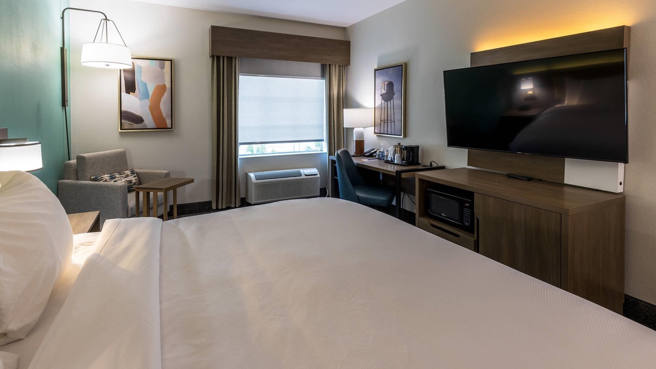 Photo of Bedroom in New Iberia