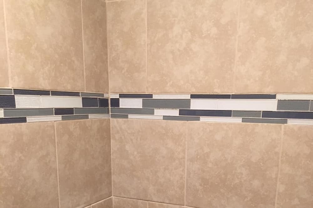 Photo of Bathroom in Carencro