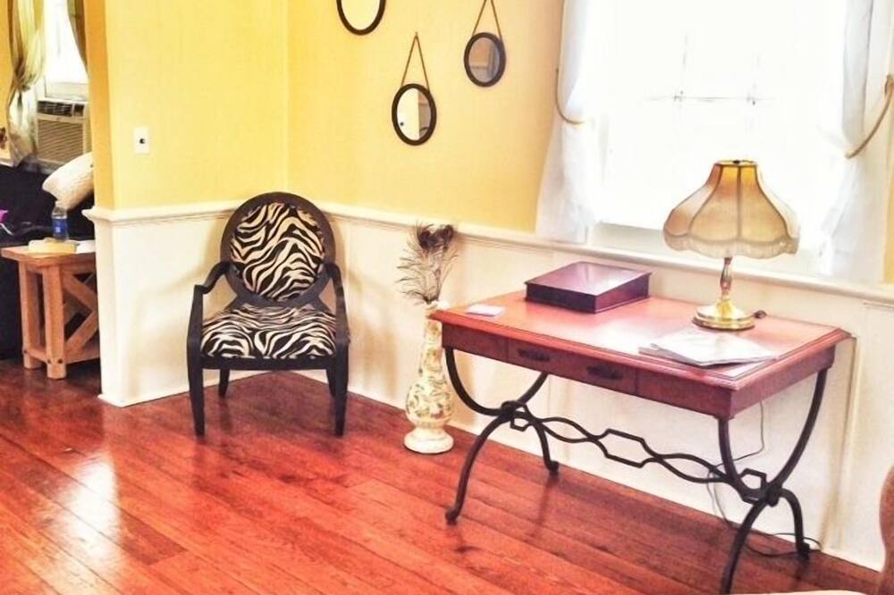 Photo of Bedroom in McDonough
