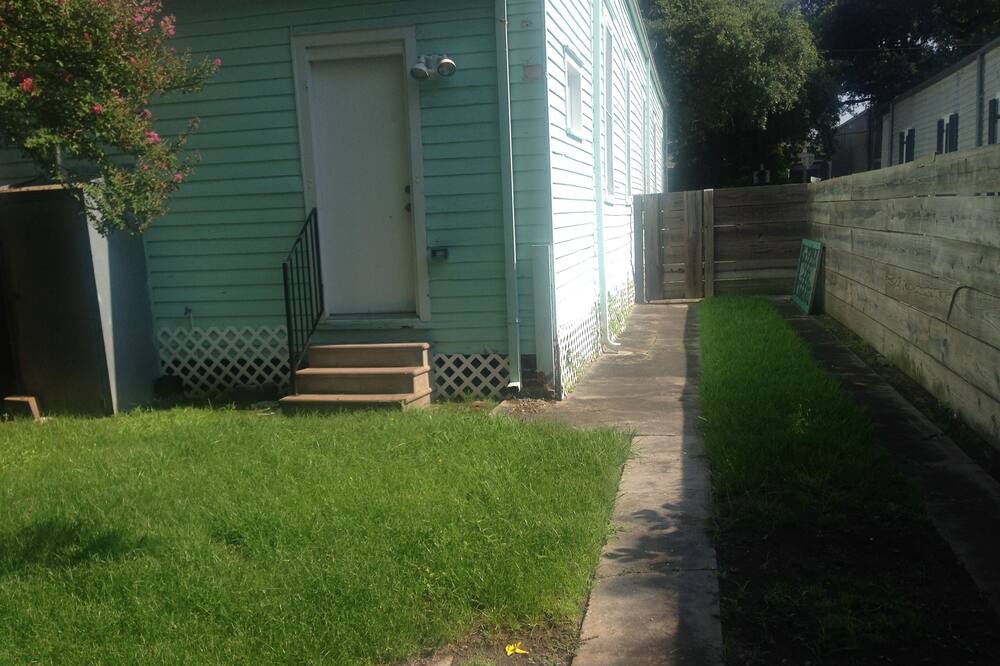 Photo of Outdoor in McDonough