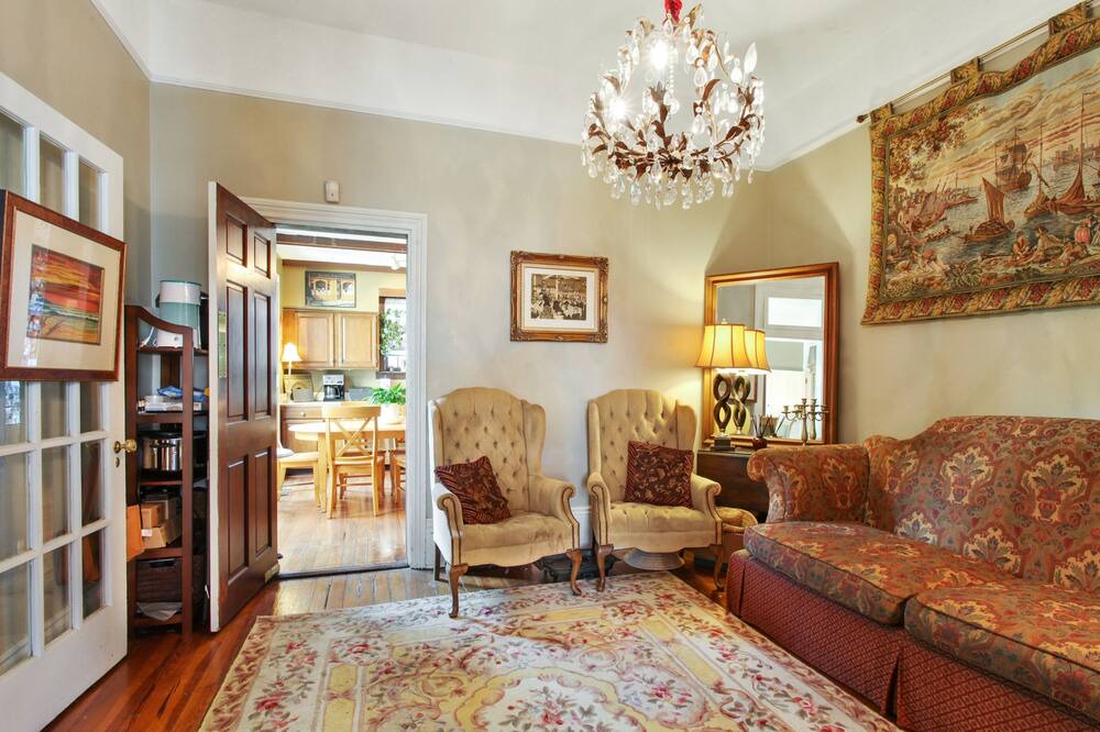 Photo of Bedroom in Carrollton
