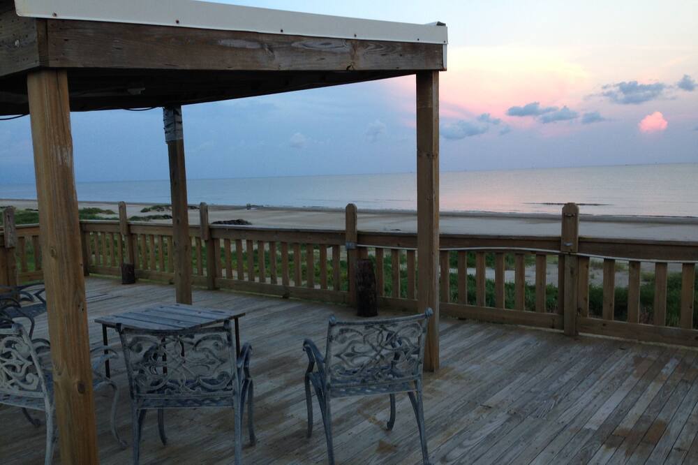 Photo of Patio Balcony in Grand Isle