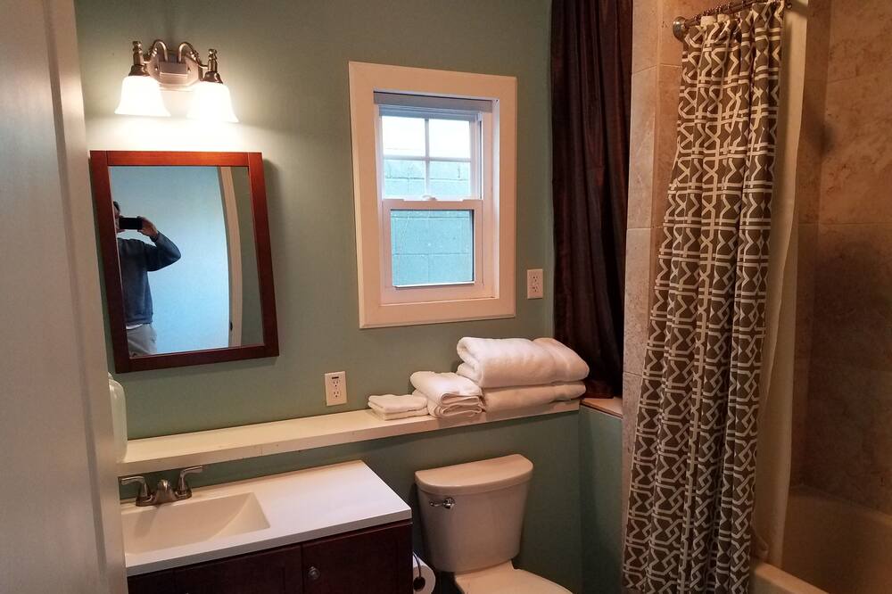 Photo of Bathroom in Carrollton