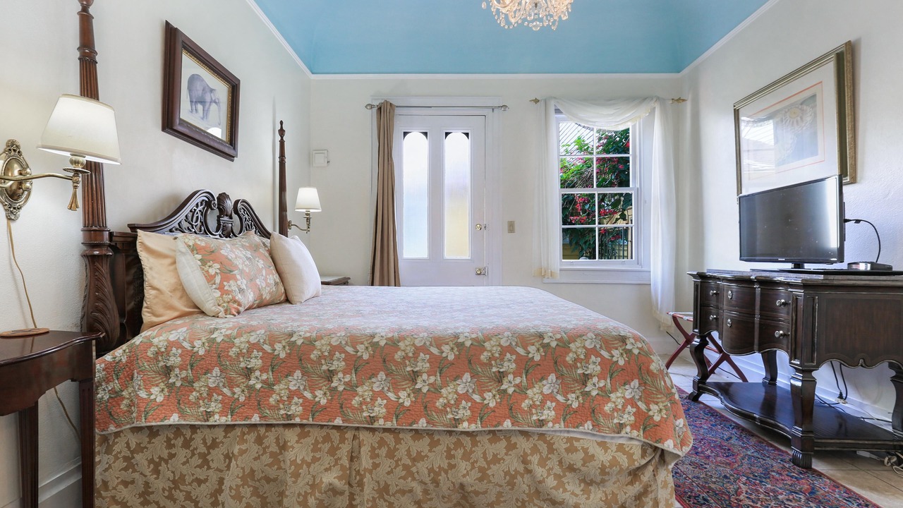 Photo of Bedroom in Faubourg Marigny