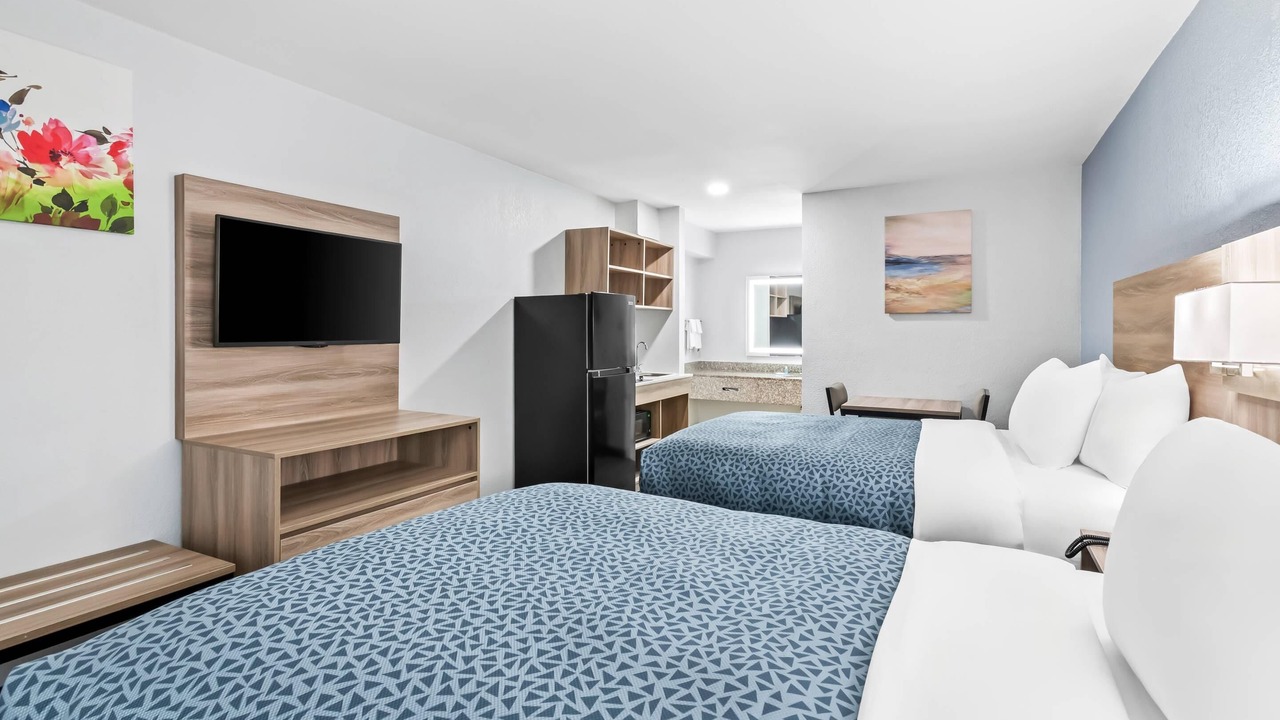 Photo of Bedroom in Harvey