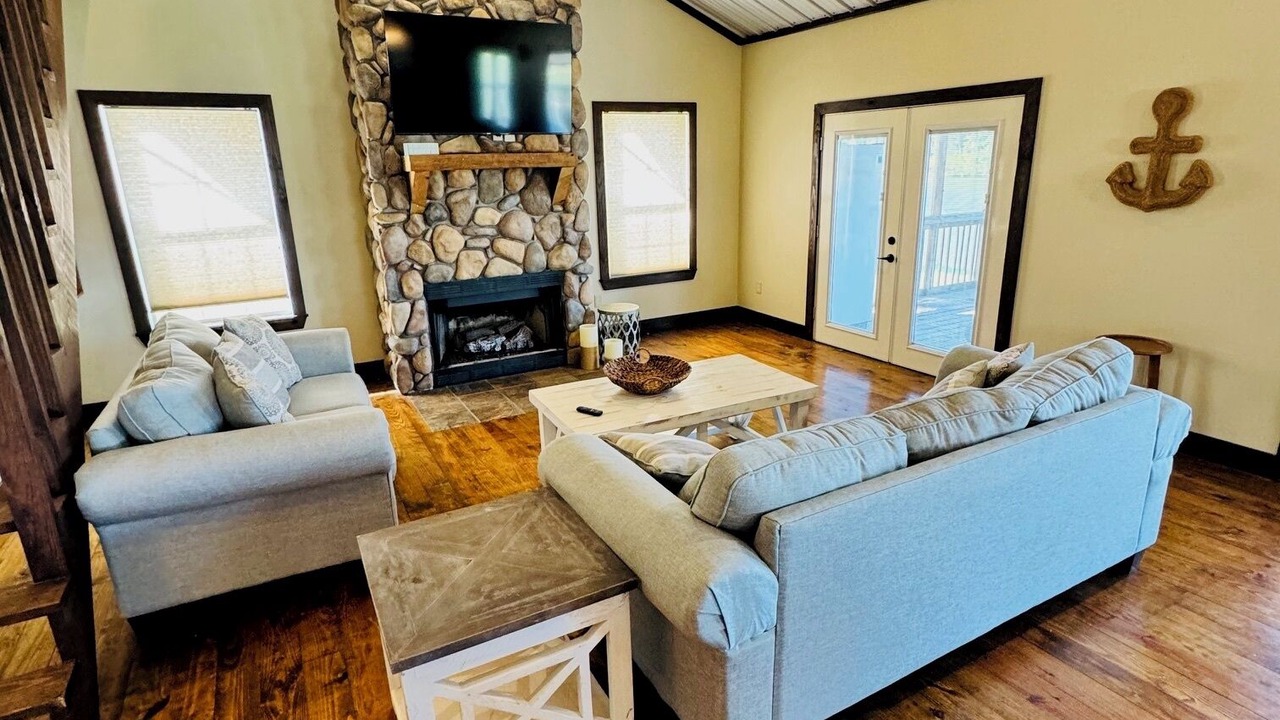 Photo of Livingroom in Acme