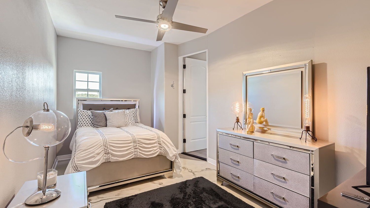 Photo of Bedroom in Long Canyon