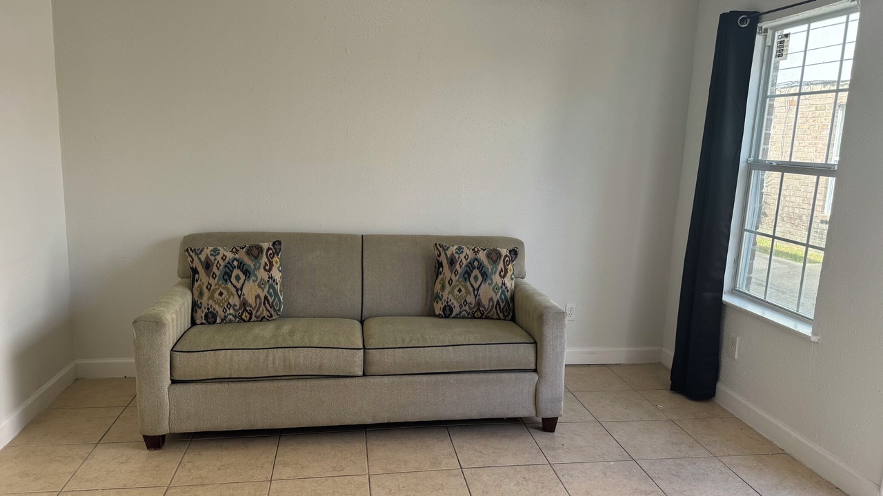 Photo of Livingroom in Harvey