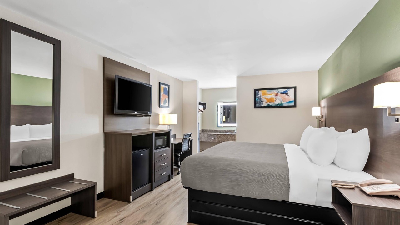 Photo of Bedroom in Harvey