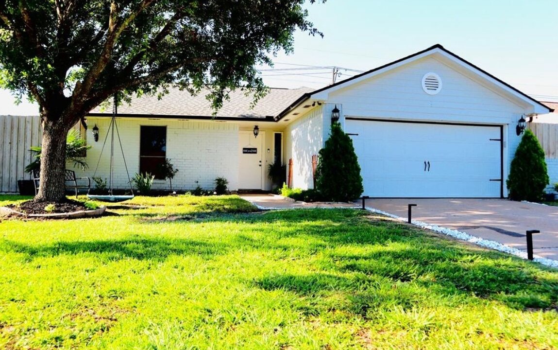 Photo of Outdoor in League City