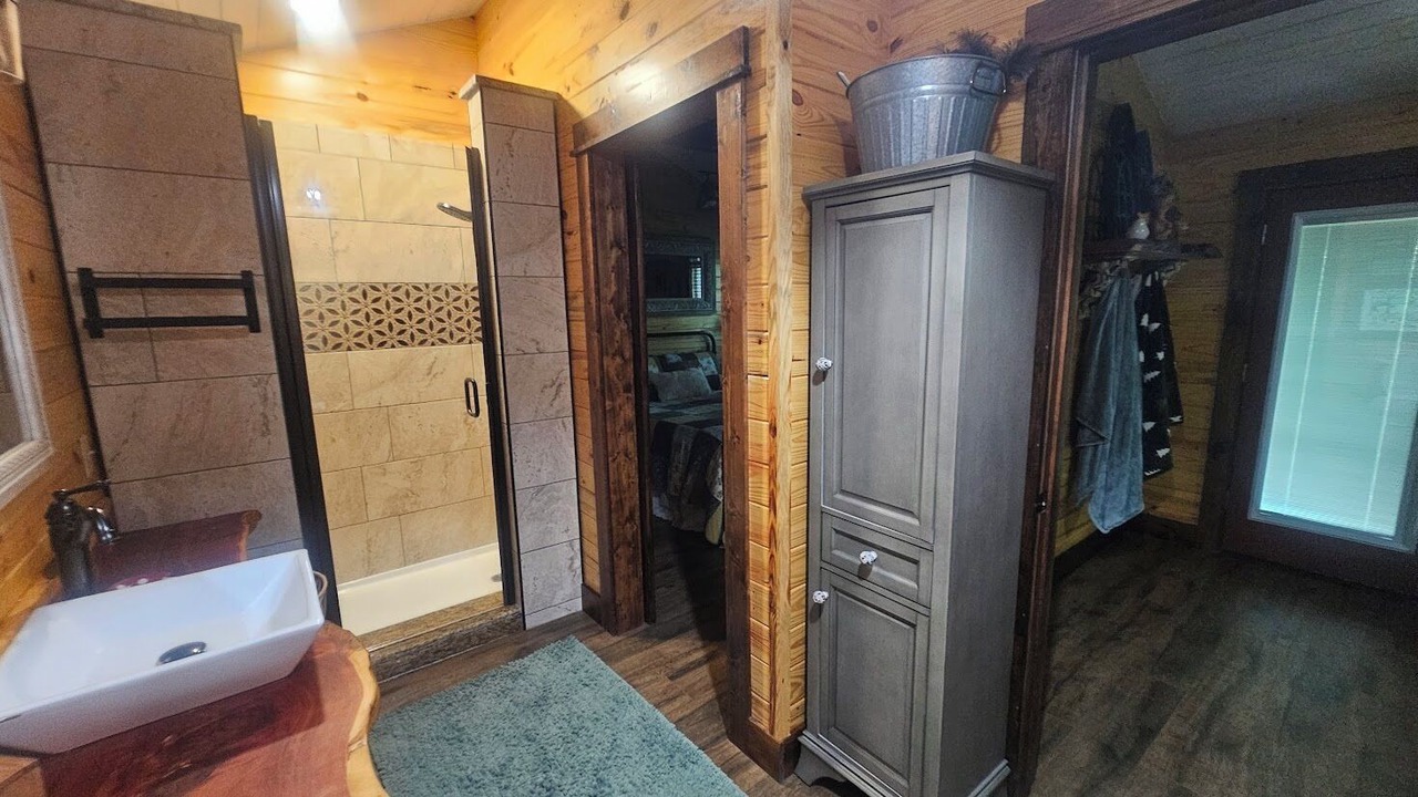 Photo of Bathroom in Orange