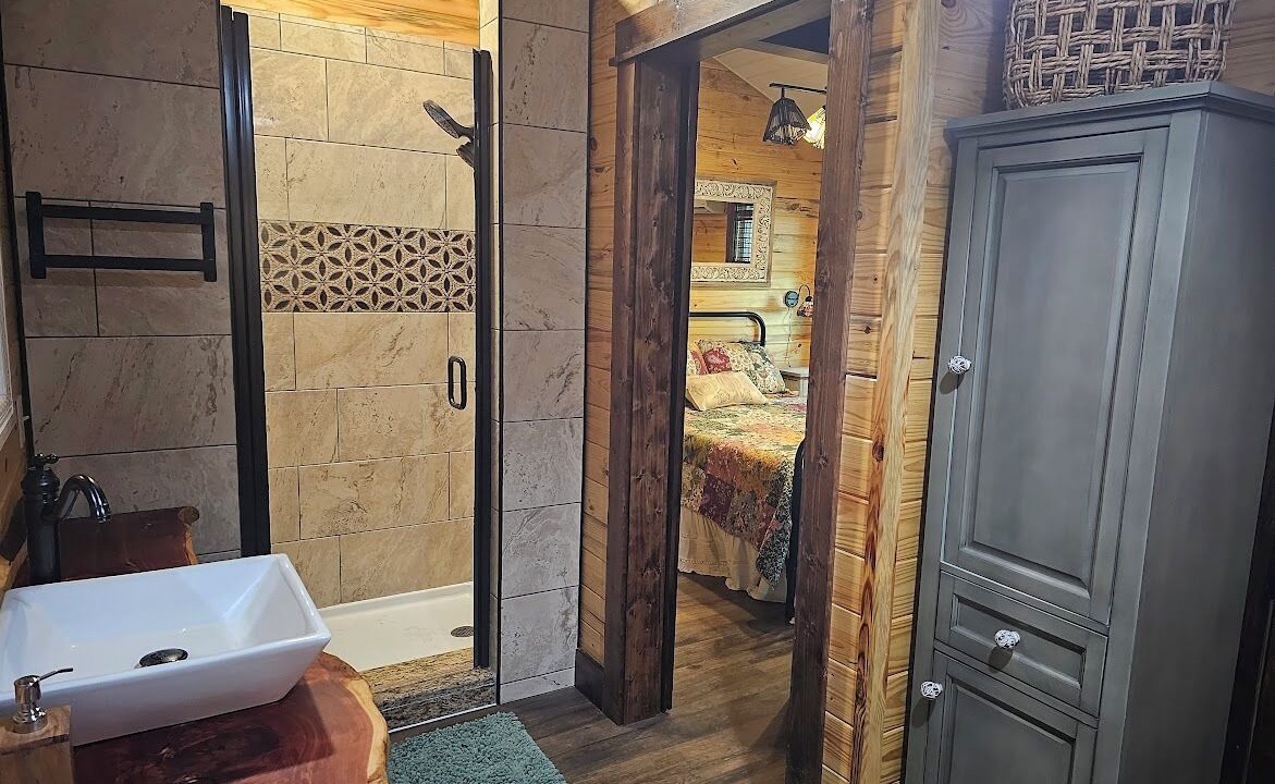 Photo of Bathroom in Orange