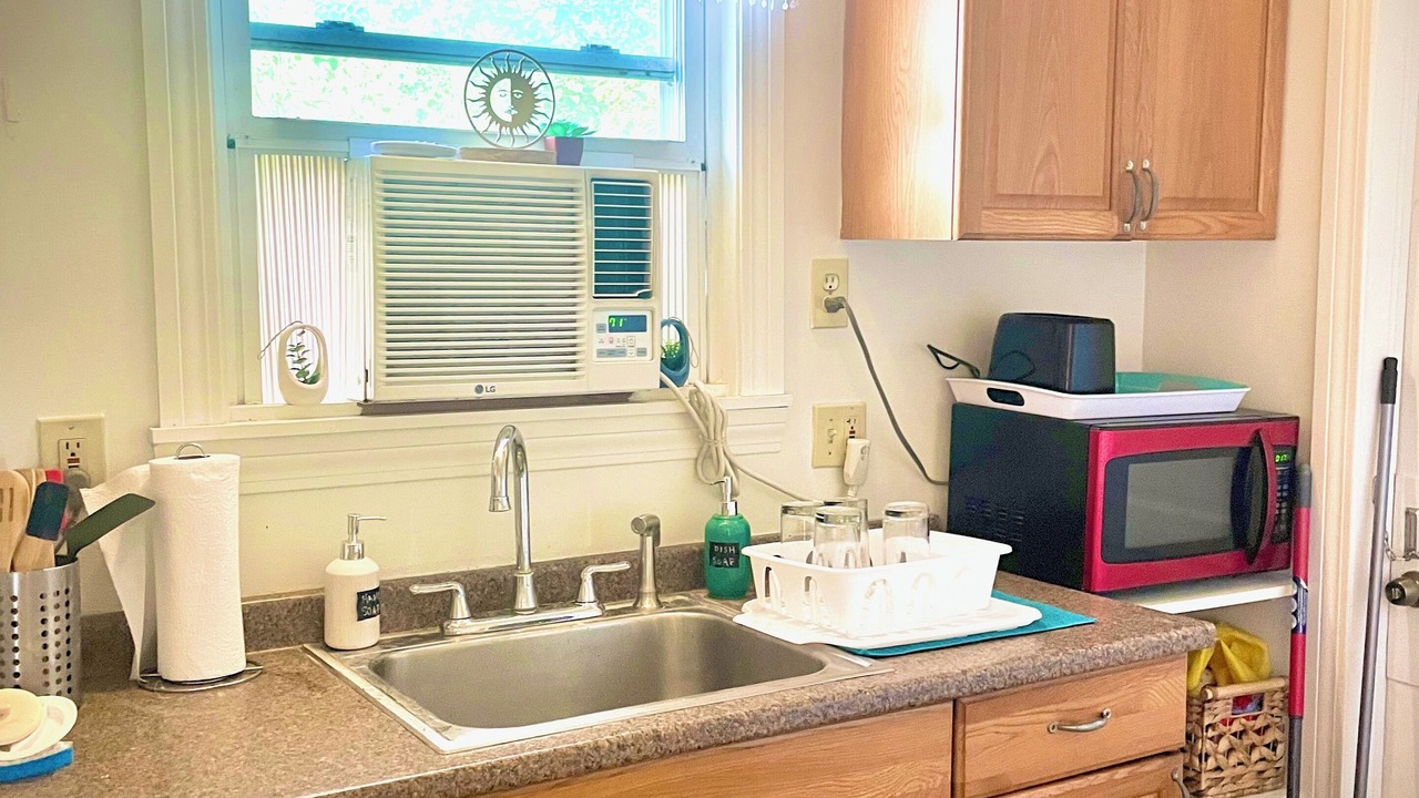 Photo of Kitchen in Holy Cross District