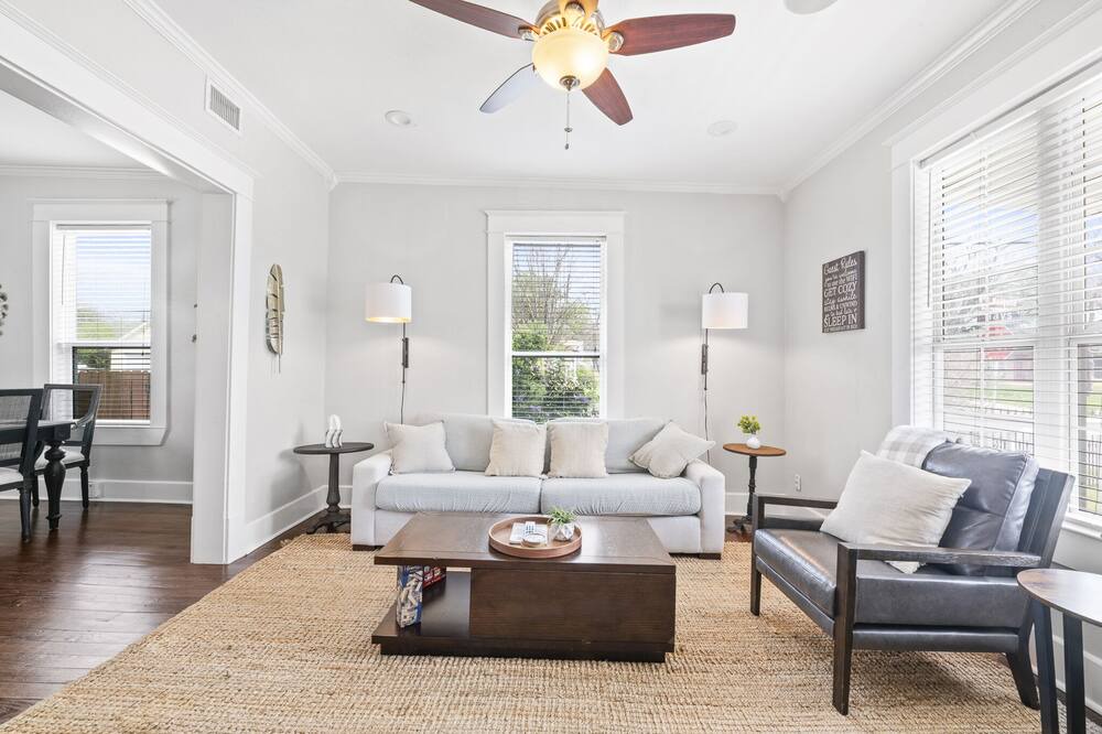 Photo of Livingroom in Eastside Promise Neighborhood