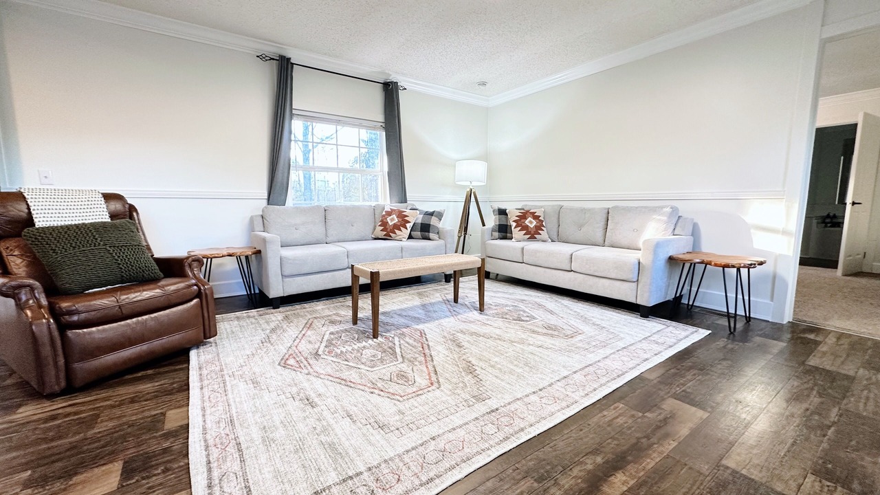 Photo of Livingroom in Fluker