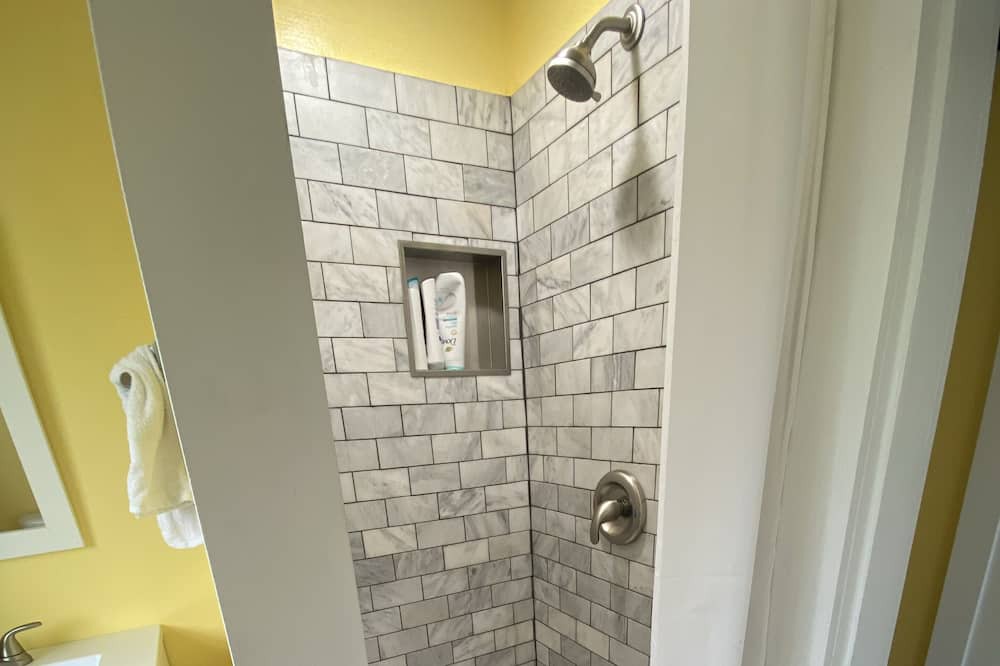 Photo of Bathroom in Hattiesburg