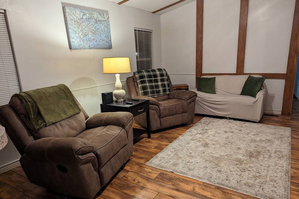 Photo of Livingroom in Marksville