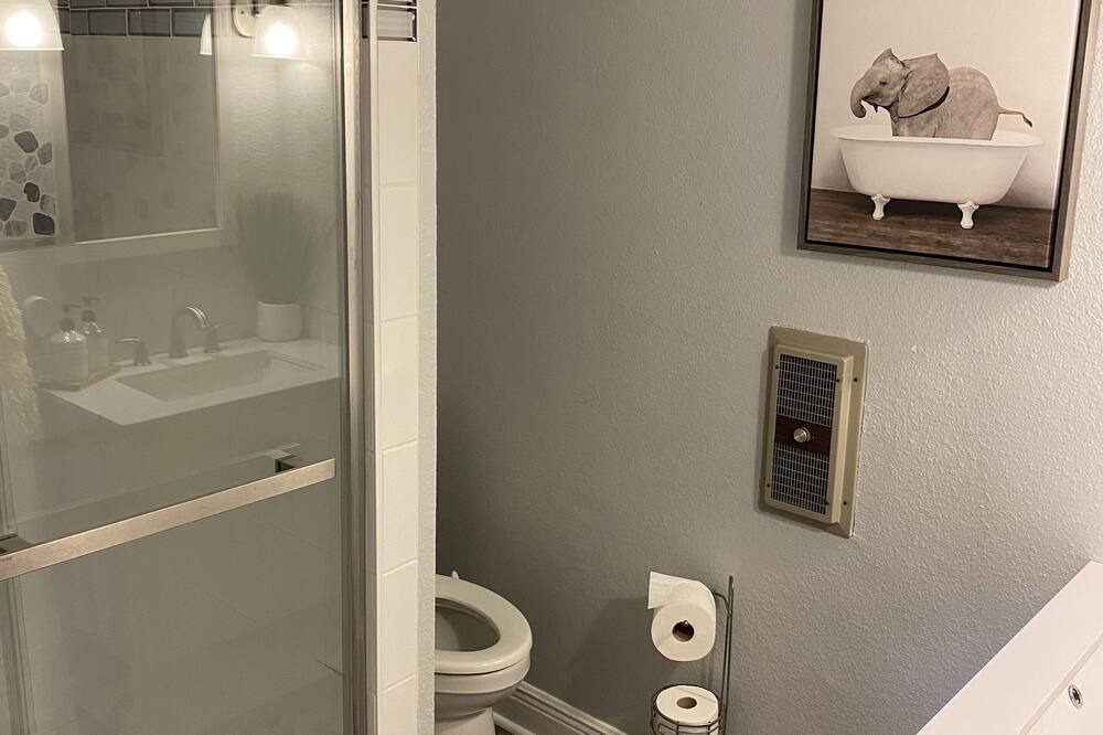 Photo of Bathroom in Old Aurora