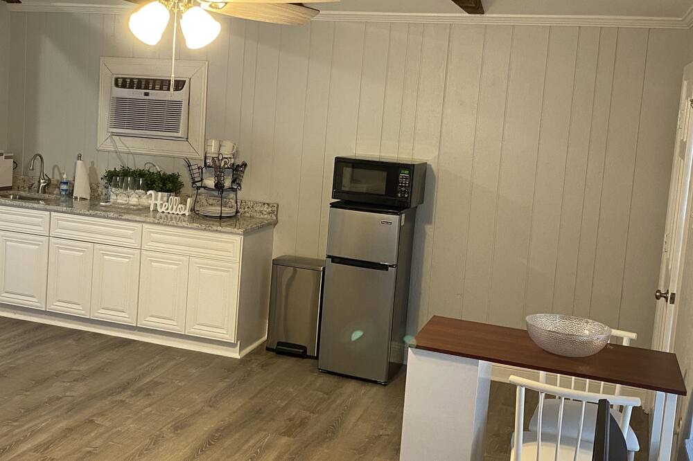 Photo of Kitchen in Old Aurora
