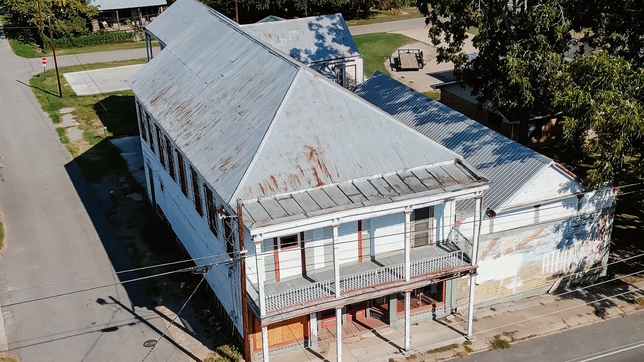 Photo of Buildings in Lebeau