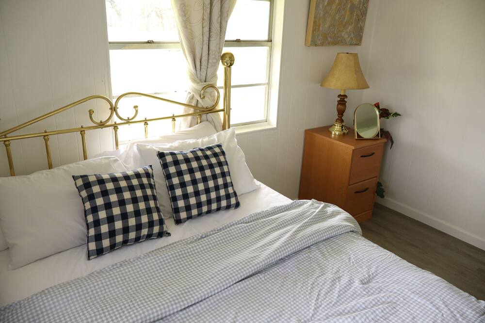 Photo of Bedroom in Mineral Wells