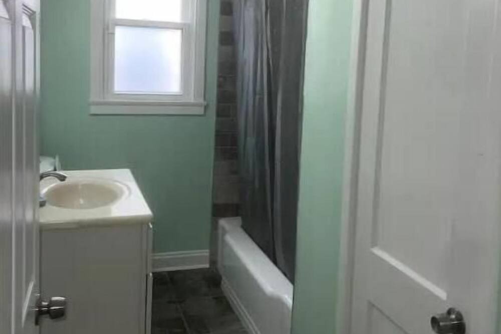 Photo of Bathroom in Behrman